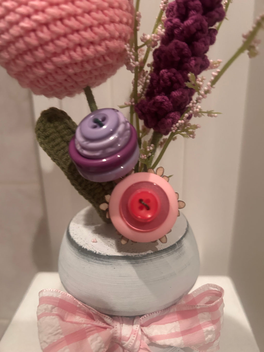 Flower arrangement with Crochet Flowers - Pink/Purple