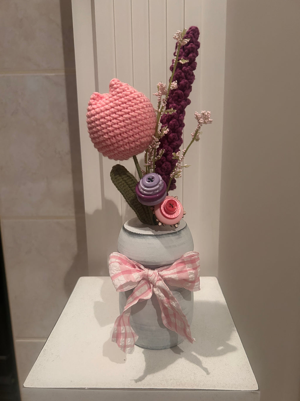 Flower arrangement with Crochet Flowers - Pink/Purple