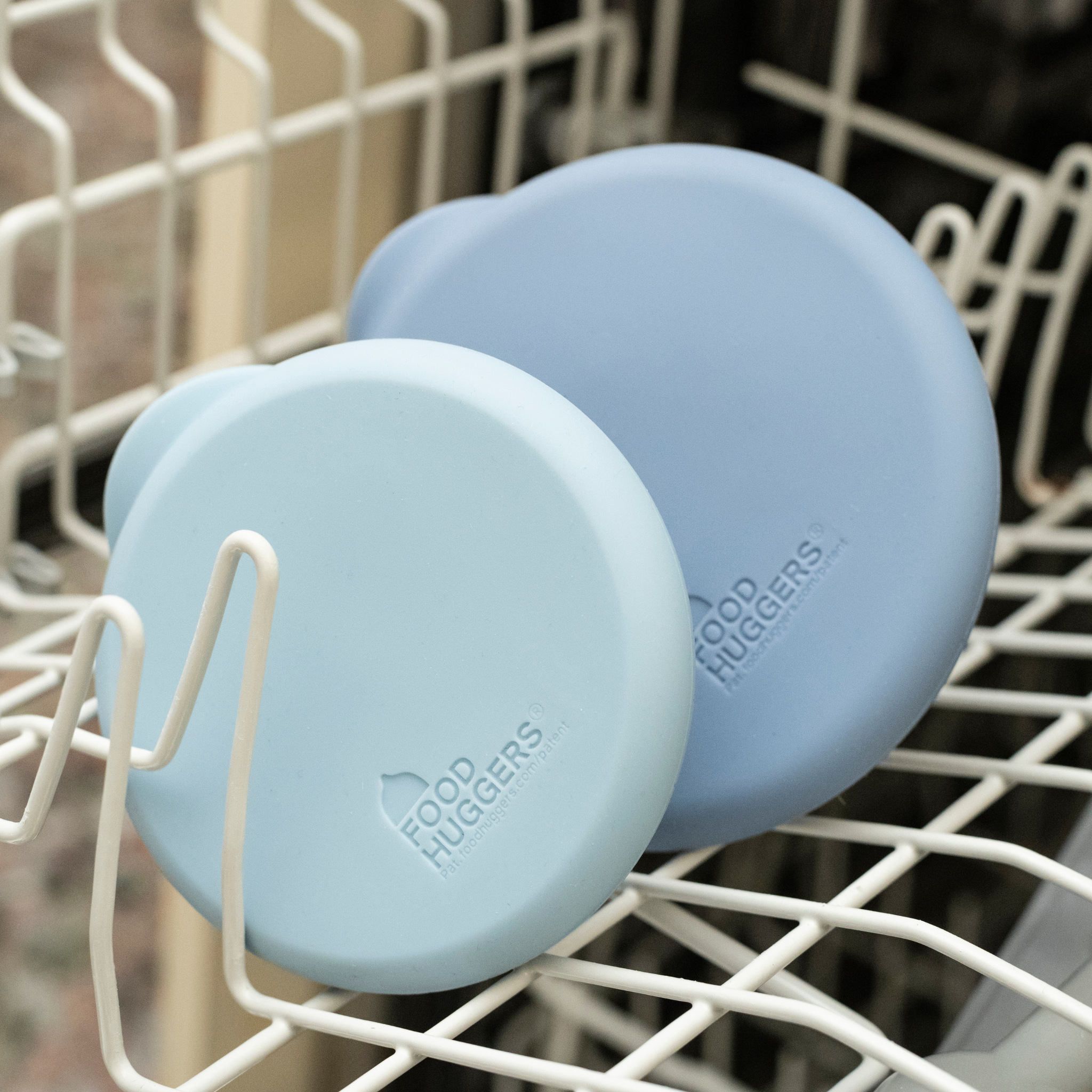 Reusable Silicone Can Huggers – Cool Blue (Set of 2)
