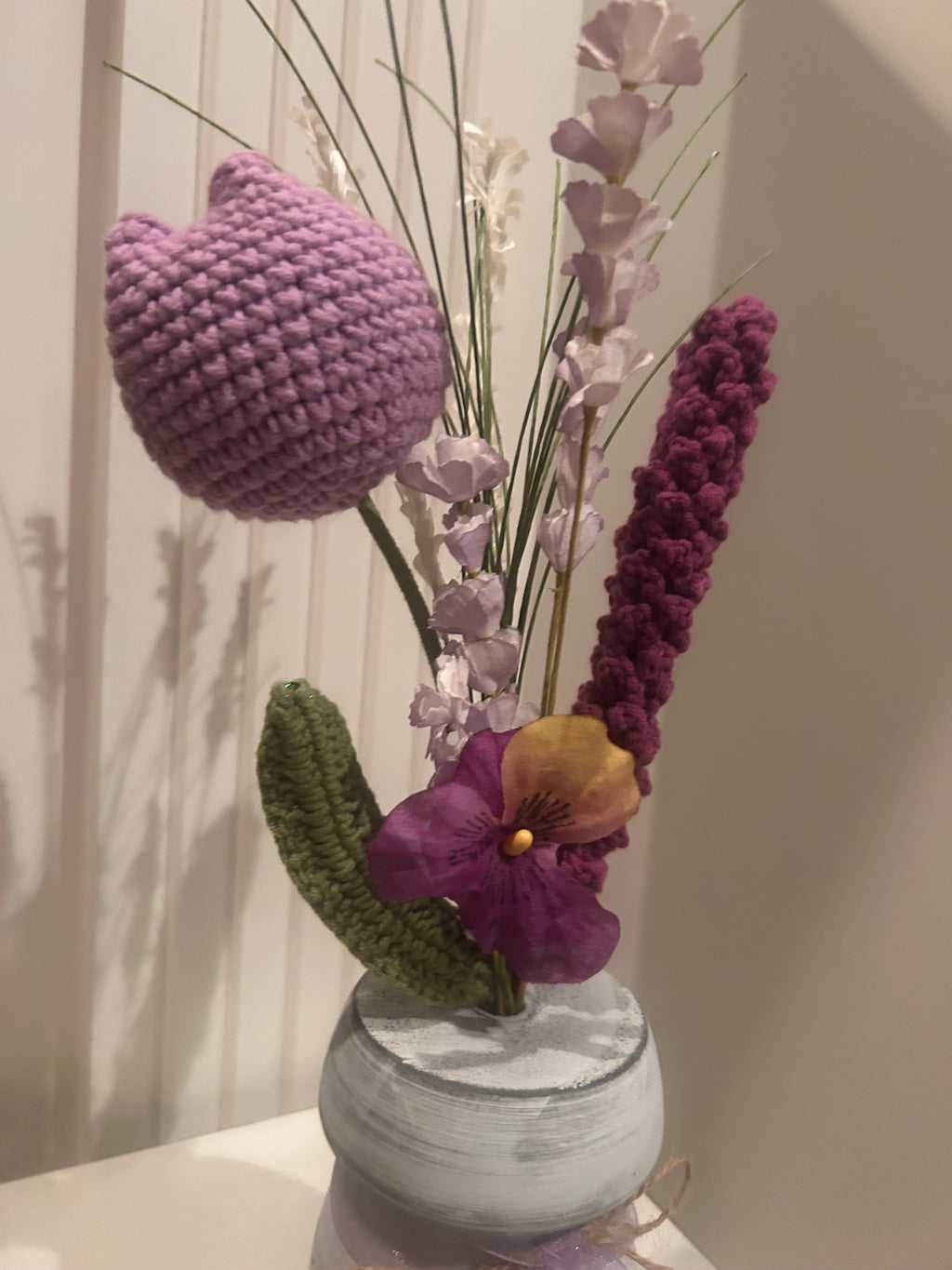 Flower arrangement with Crochet Flowers - purple