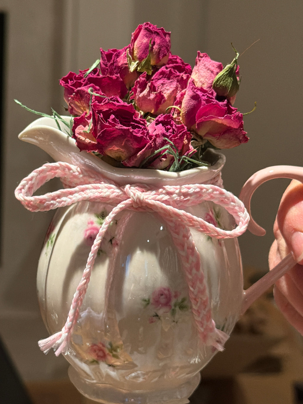 Vintage-Style Pink Rose Arrangement in Floral Creamer