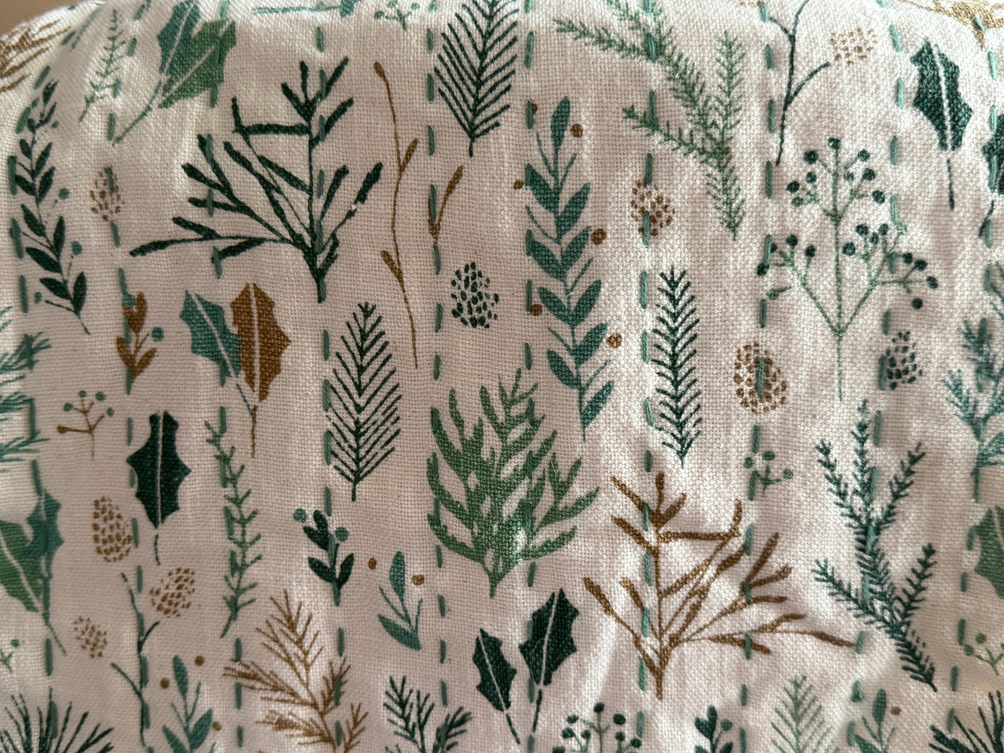 Botanical print Table Runner