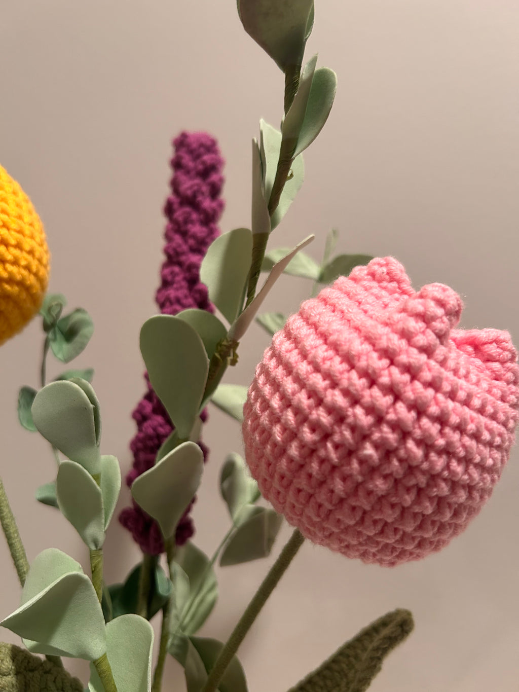 Flower arrangement with Crochet Flowers - Pink and Yellow