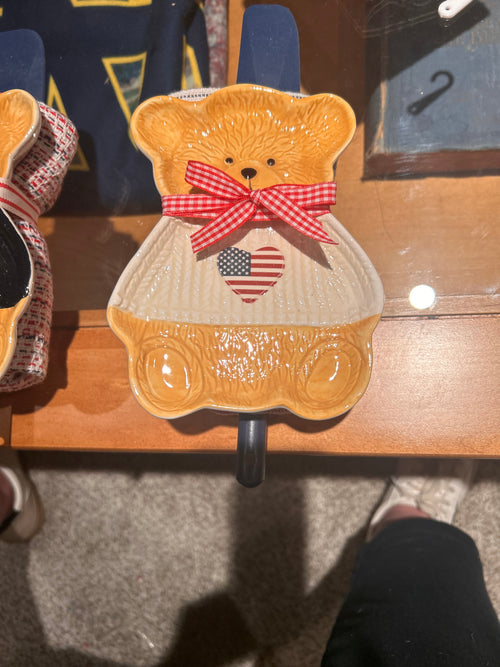 Americana Bear Plate with towel and Spatula Bundle