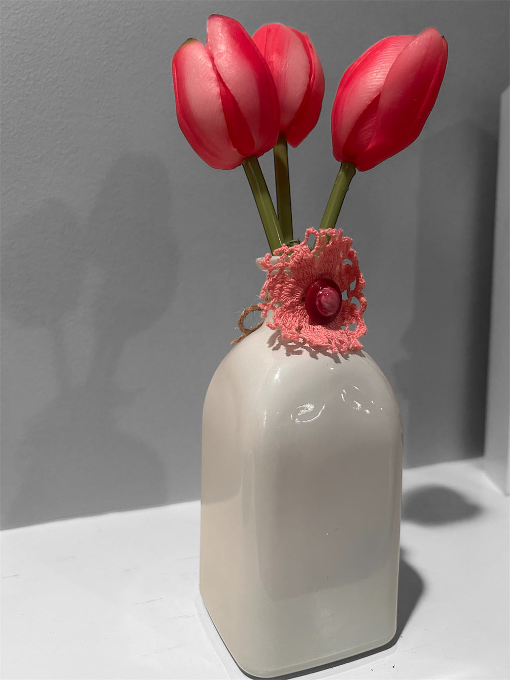 Artisan White Ceramic Bud Vase with Pink Tulips – Handmade Crochet Accent