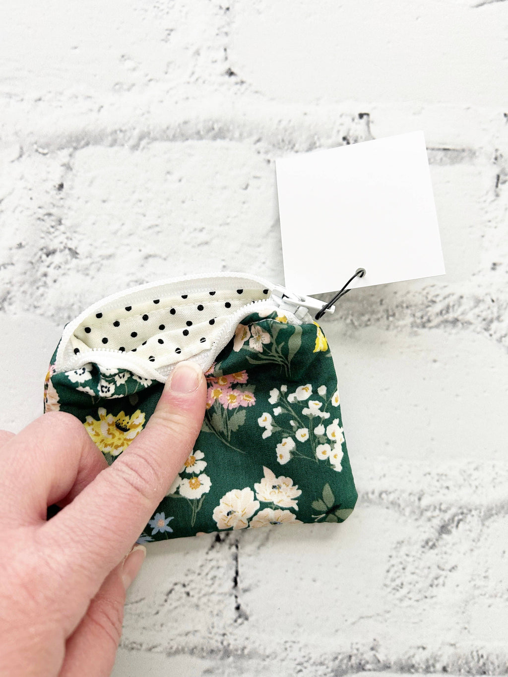 Small Fabric Pouch, Zipper Pouch, Coin Purse, Coin Pouch  